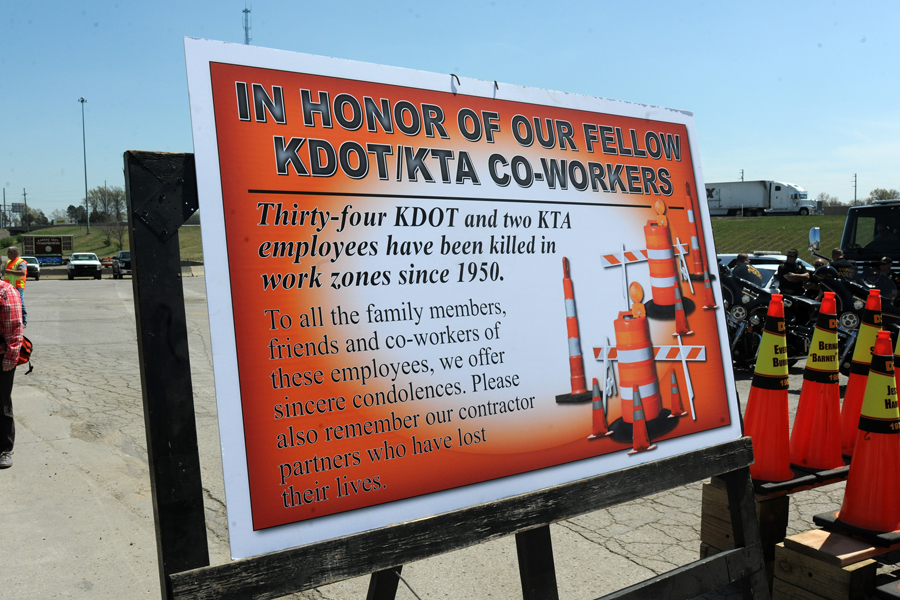KDOT Worker Memorial Sign